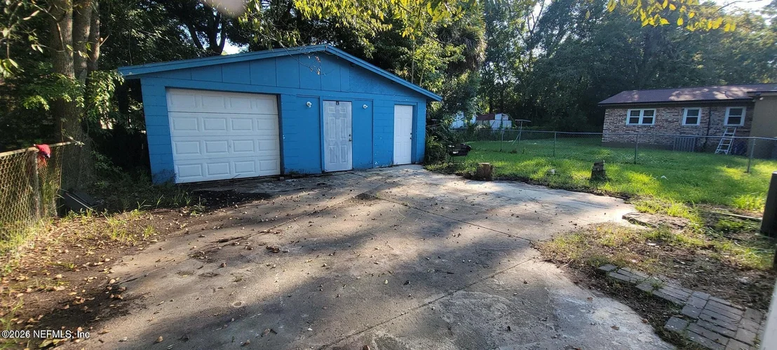 Photo of 3112 THOMAS Street