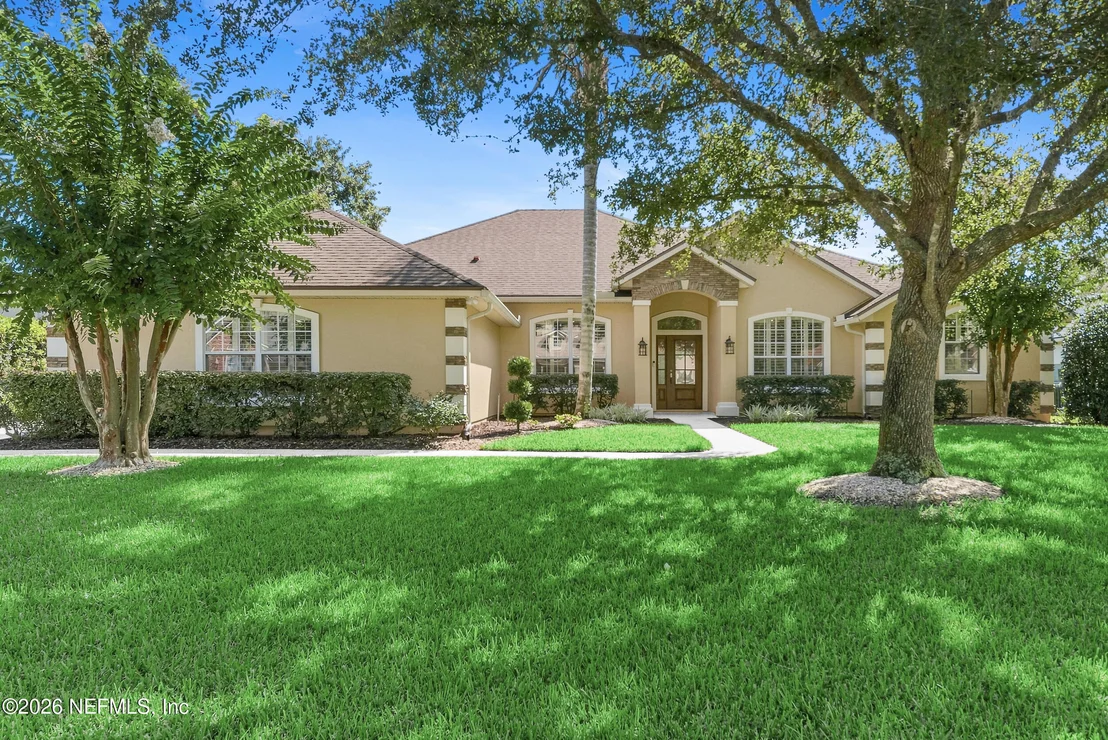 Photo of 1304 HONEYSUCKLE Drive