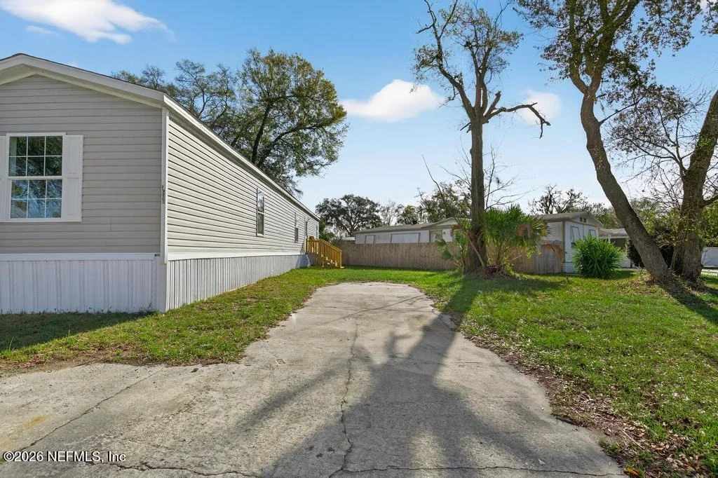 Photo of 7600 TIMBERWOOD Drive