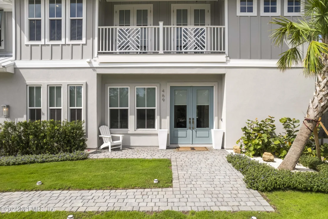 Photo of 469 GOLF VIEW Circle