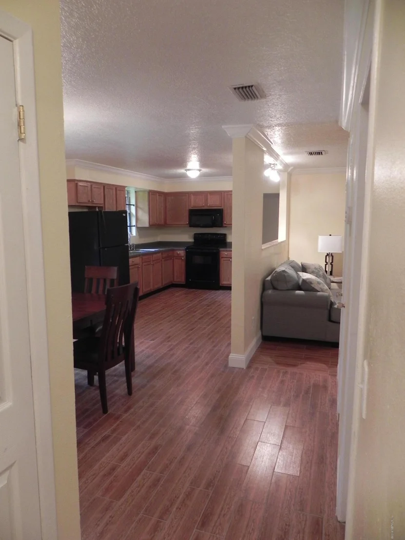Photo of 5223 CHIVALRY Drive