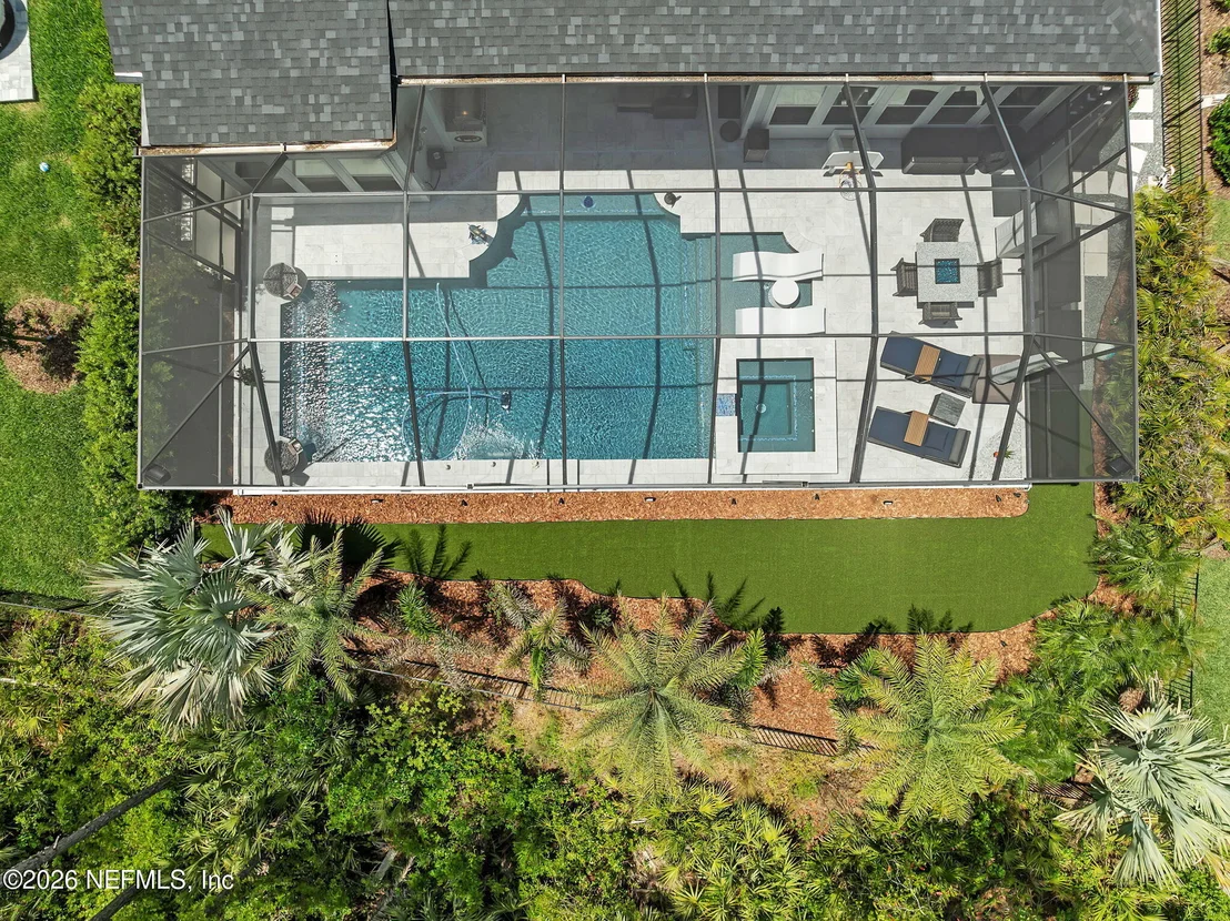 Photo of 375 SEAGROVE Drive