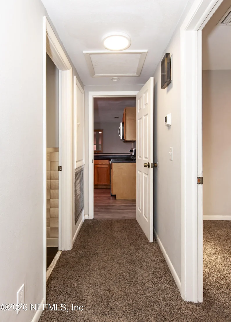Photo of 2233 LA VALLE Drive