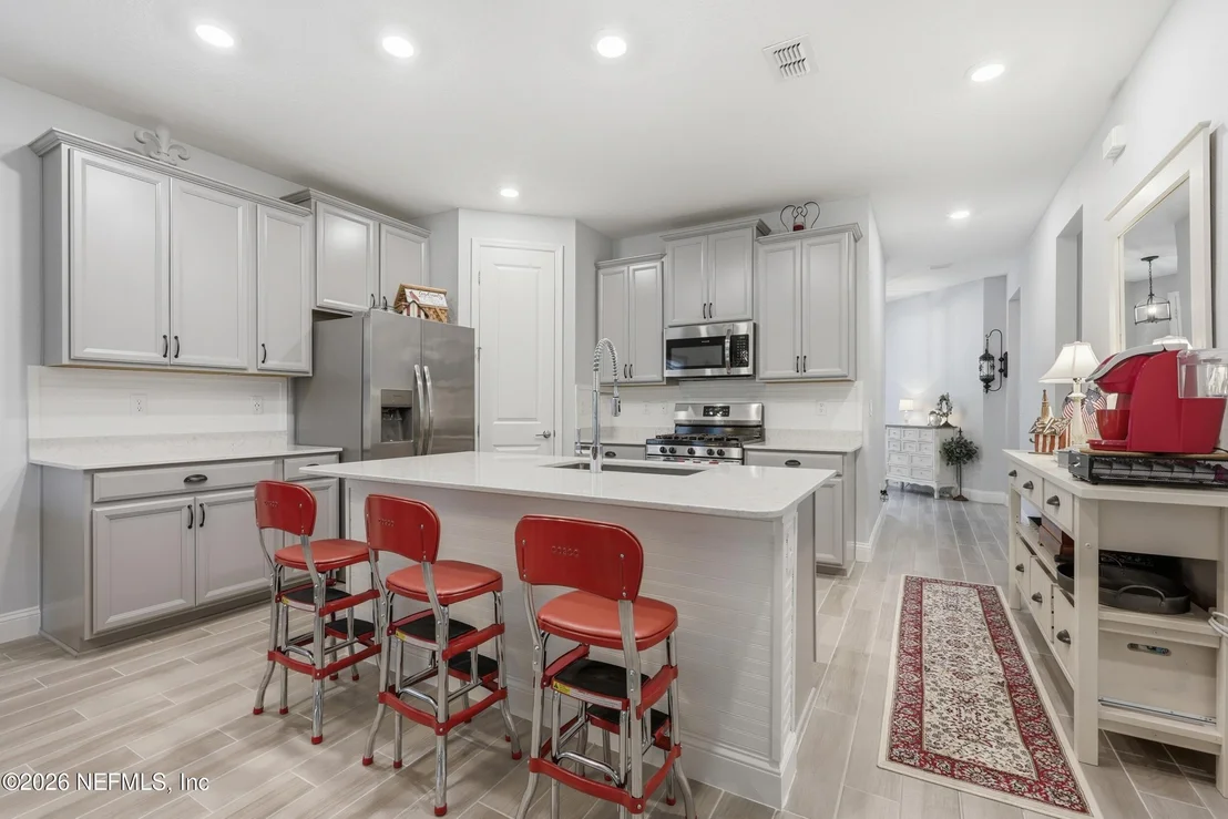Photo of 312 STILLWATER Boulevard