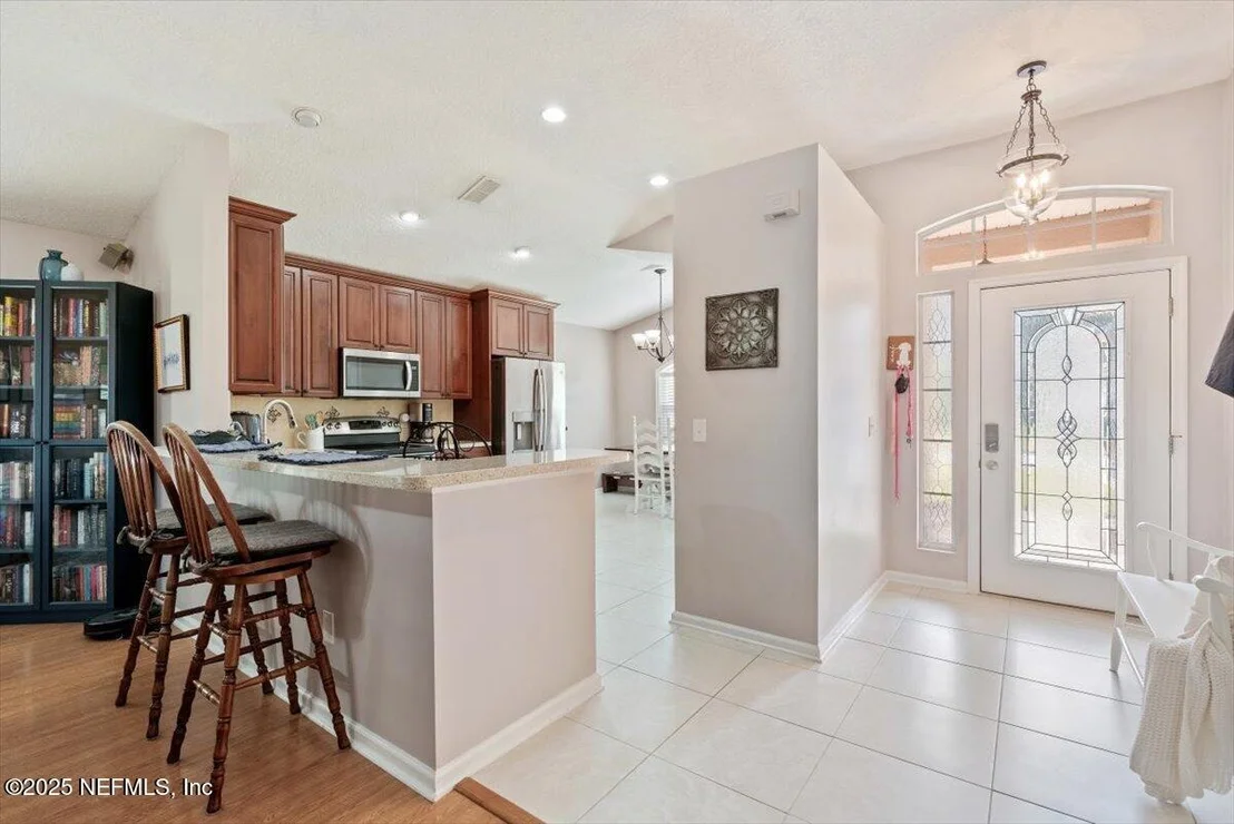 Photo of 184 SOUTHLAKE Drive