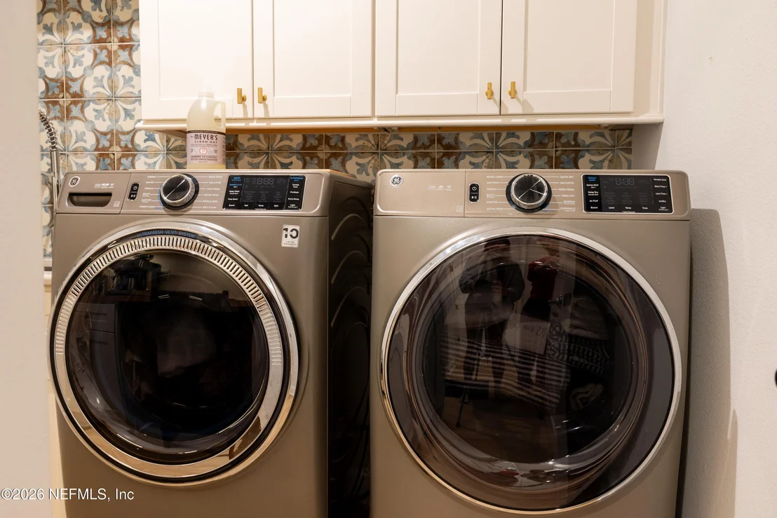 Photo of 2883 LAS CALINAS Boulevard