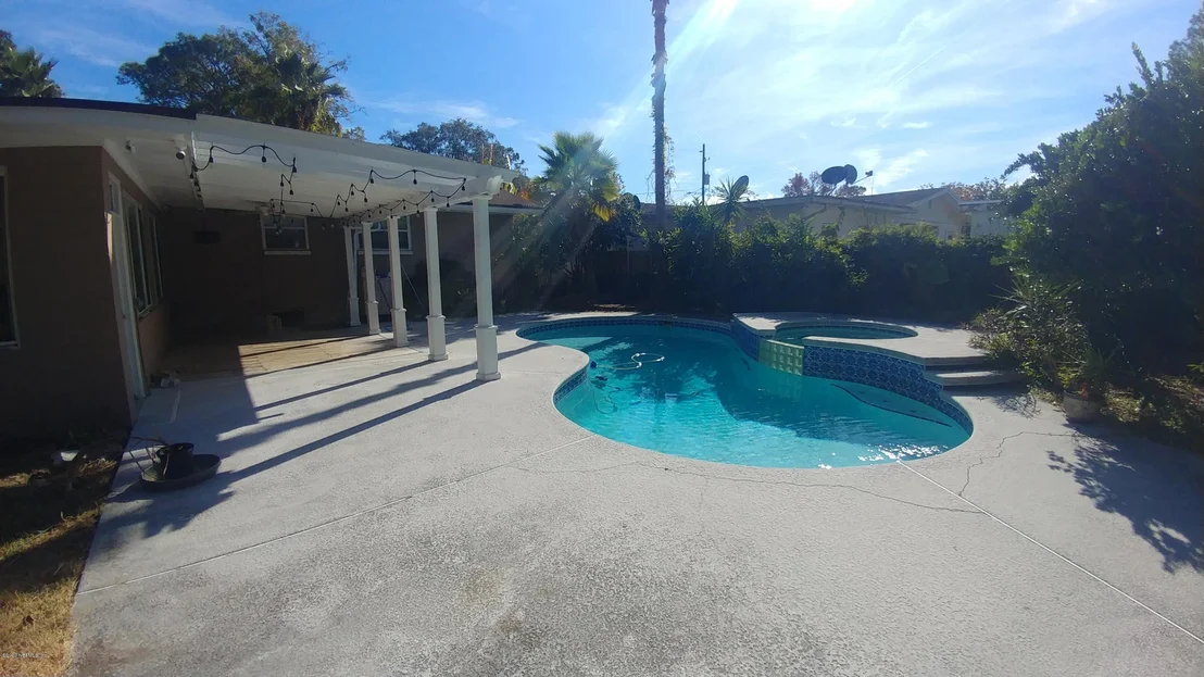 Photo of 822 ACAPULCO Road
