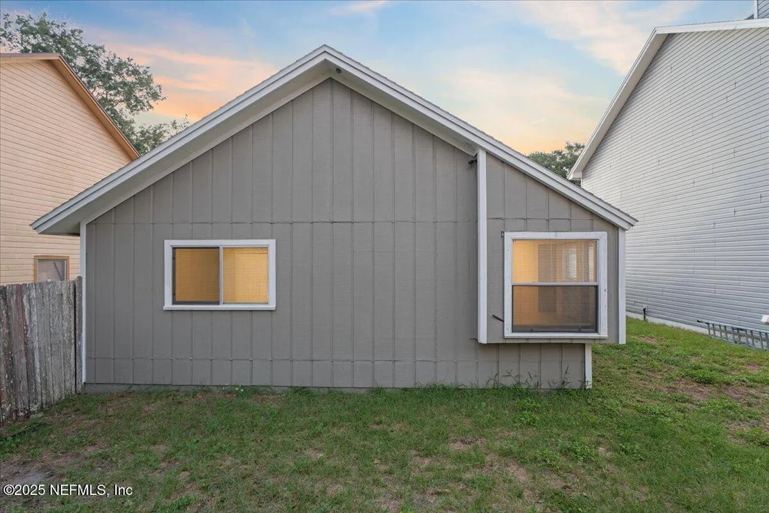 Photo of 2467 TOWNSQUARE Drive