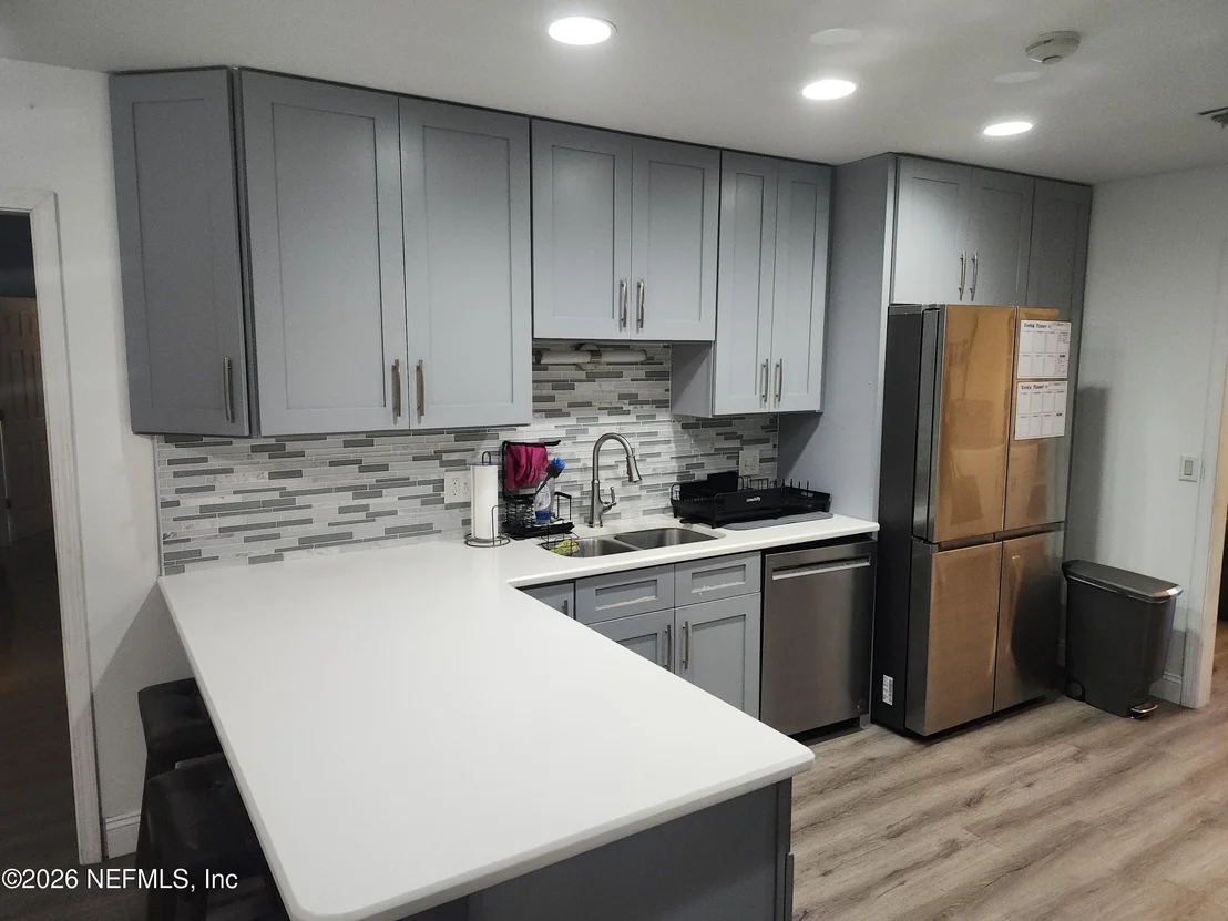 Photo of 10348 SEQUOYA Drive