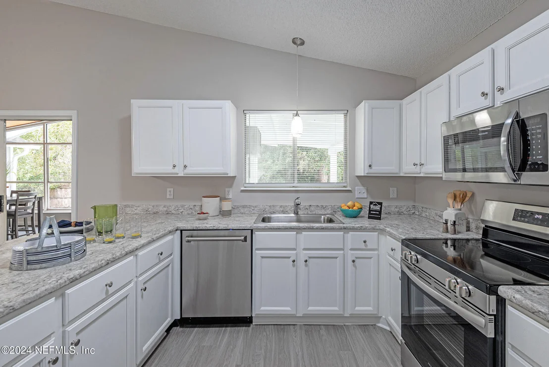 Photo of 572 JAMES WILSON Circle