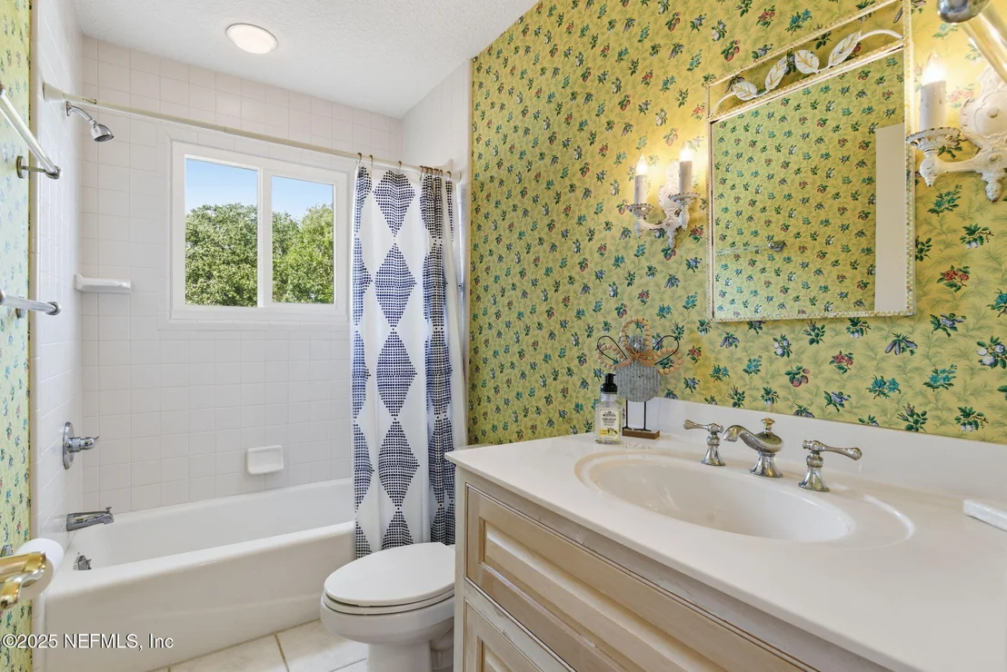 Photo of 188 HERONS NEST Lane