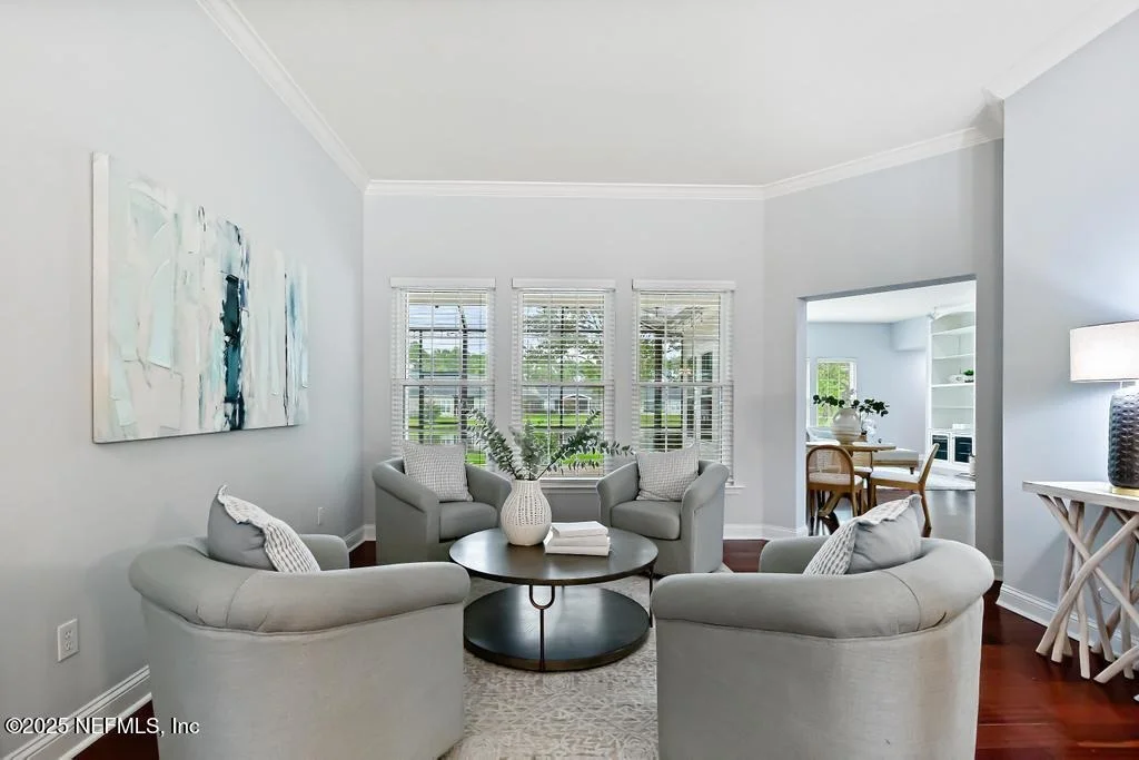 Photo of 902 EAGLE POINT Drive