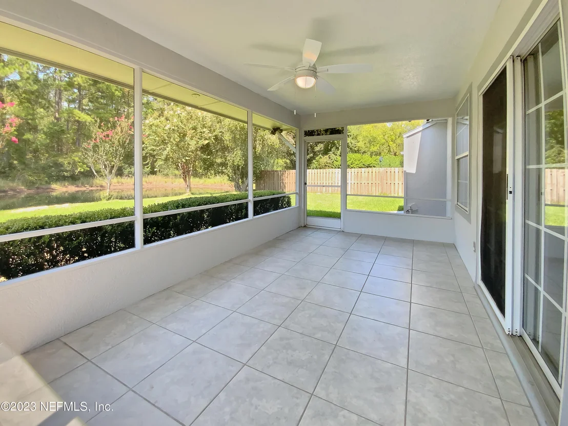 Photo of 141 JOHNS GLEN Drive