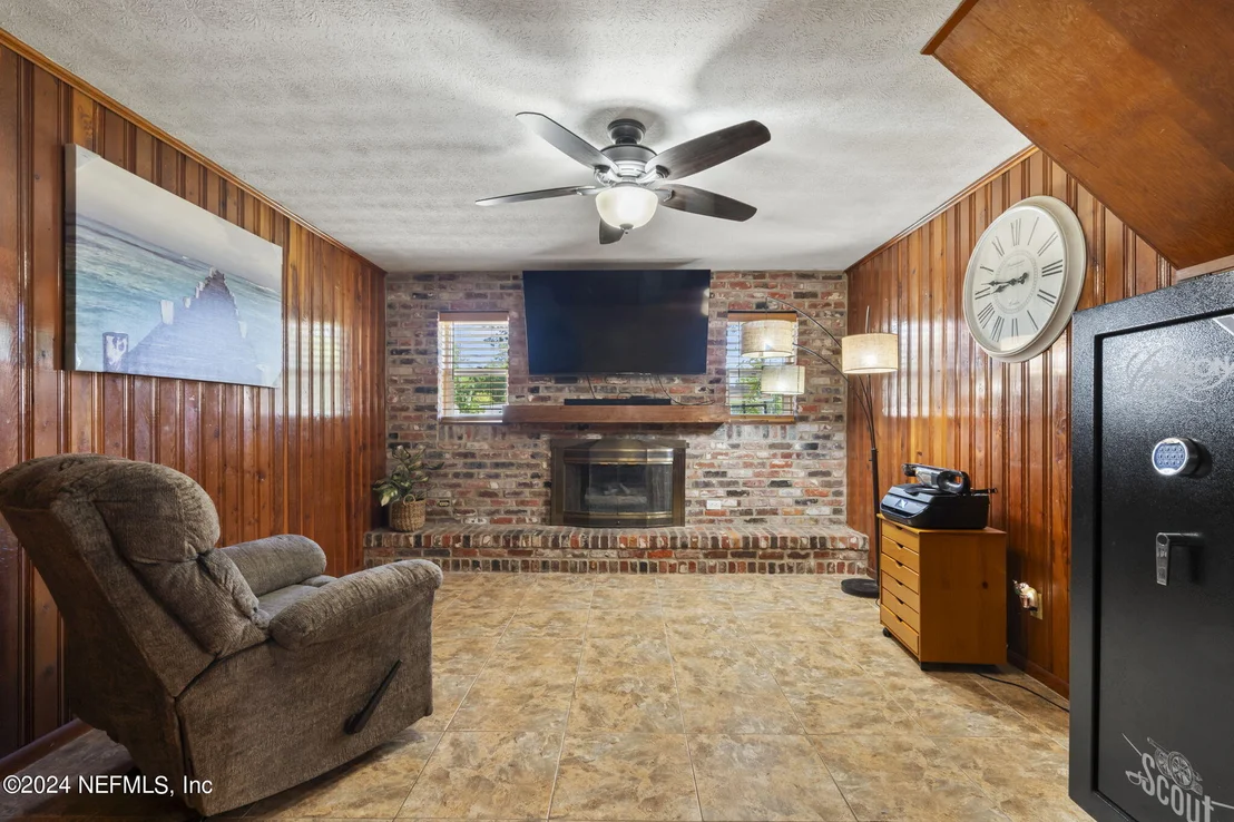 Photo of 10274 JOLYNN Road