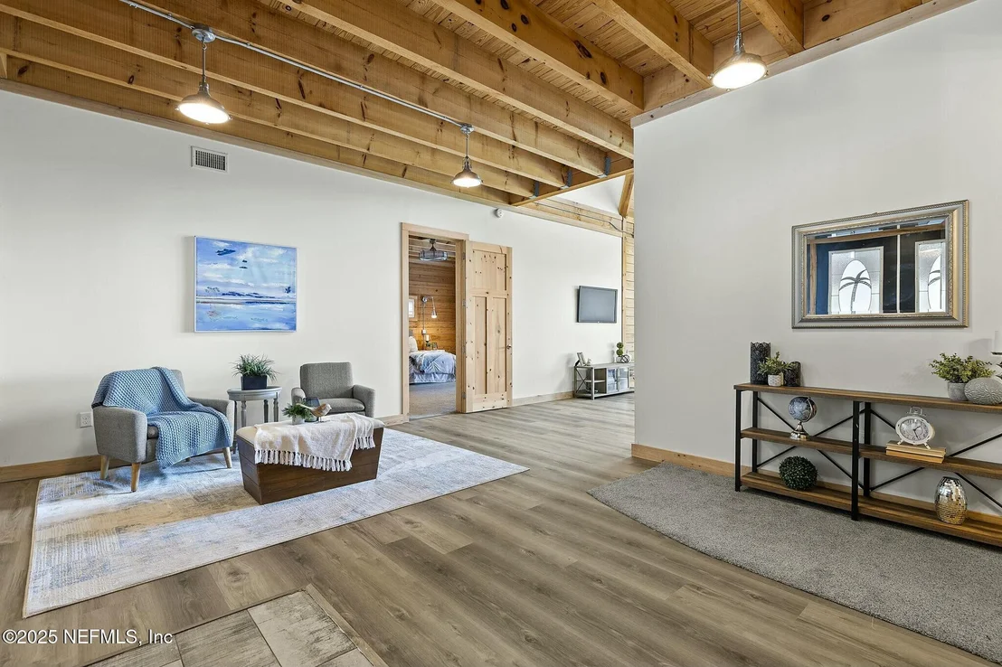 Photo of 4841 STATE ROAD 13 N