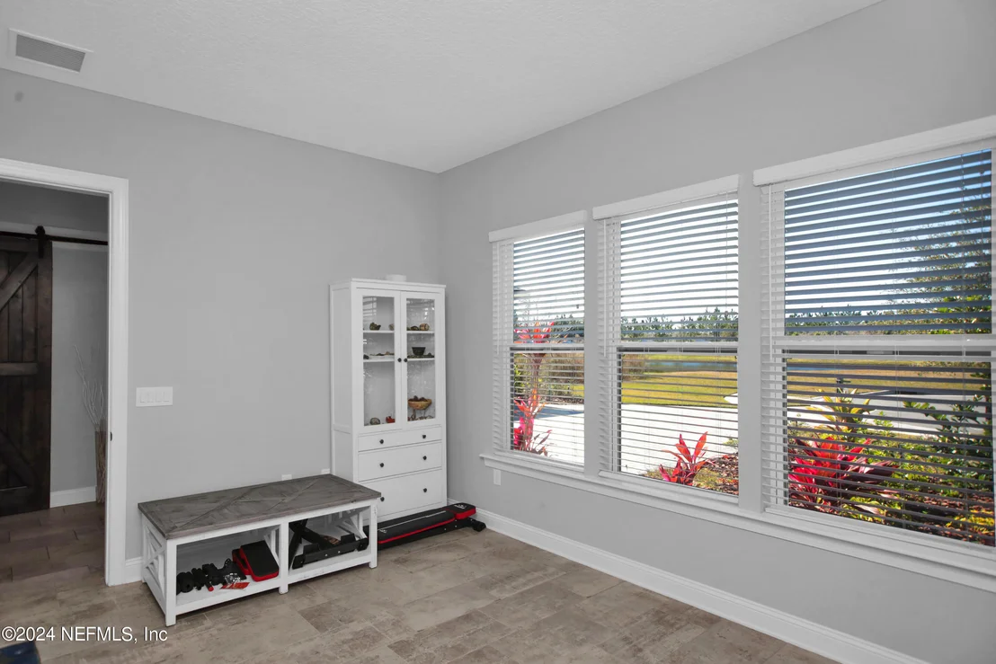 Photo of 10152 SILVERBROOK Trail