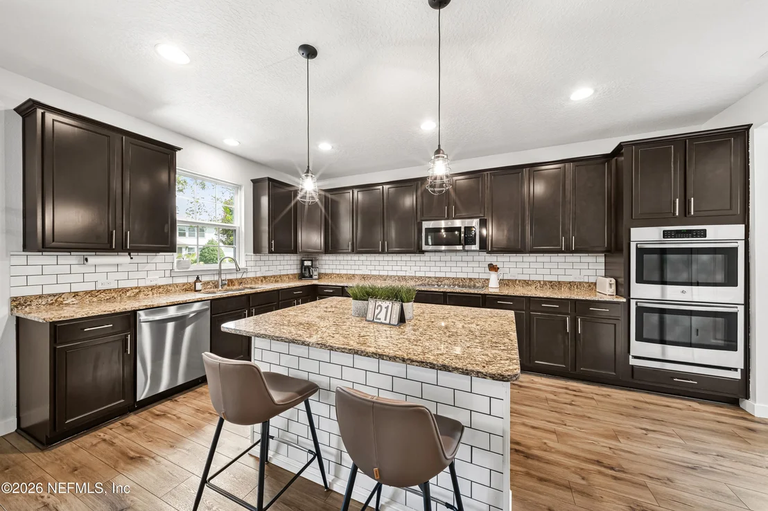 Photo of 4584 GOLF BROOK Road