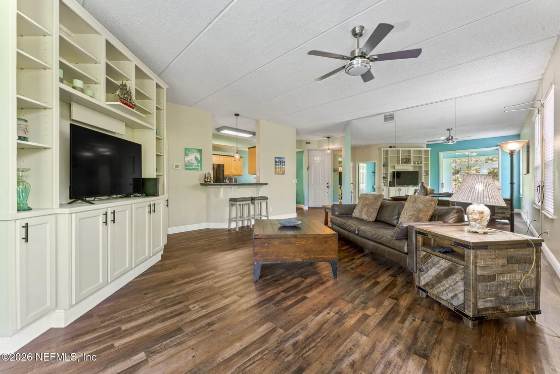 Photo of 710 AUGUSTA Circle