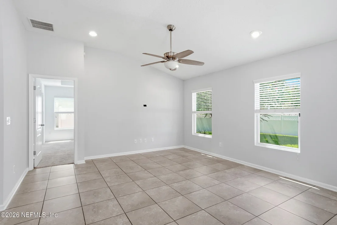 Photo of 384 SHETLAND Drive