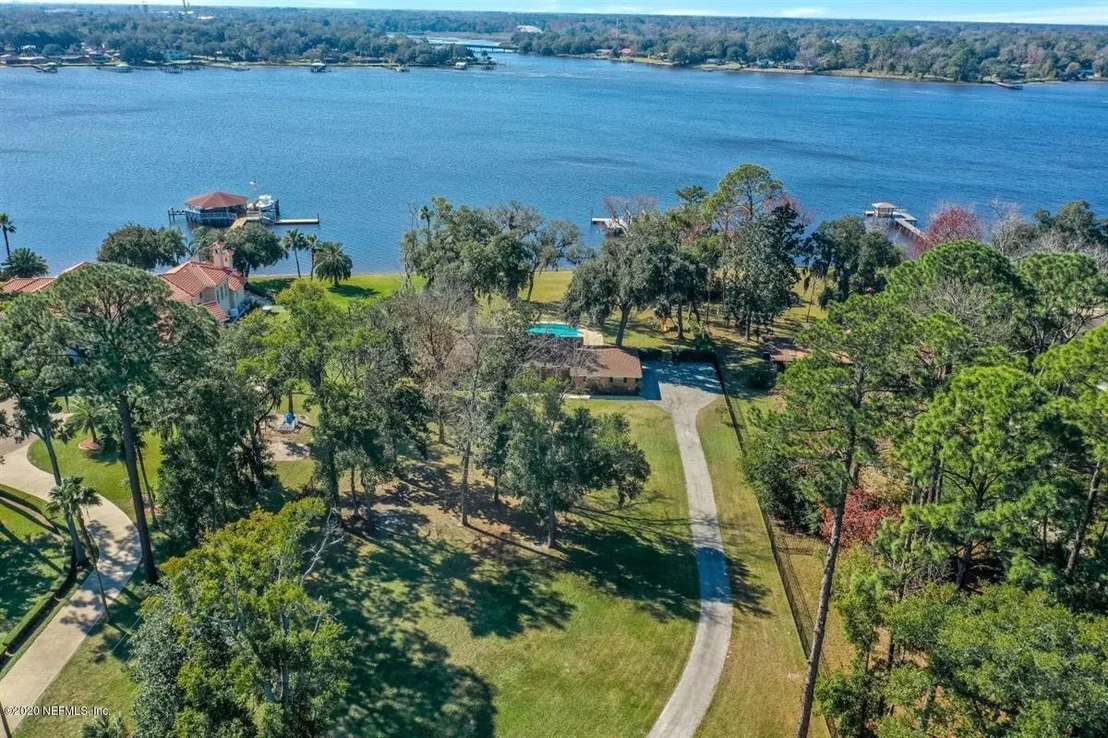 Photo of 348 BROWARD Road