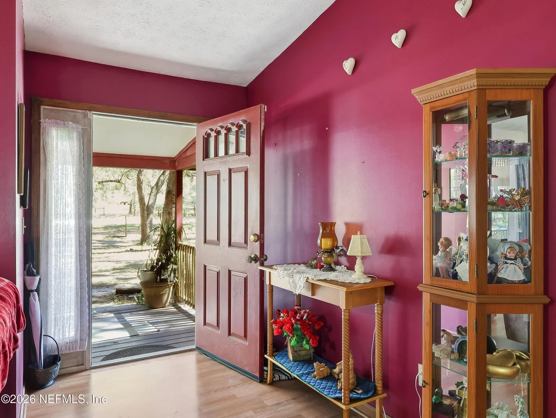 Photo of 8336 SINGLETON Place