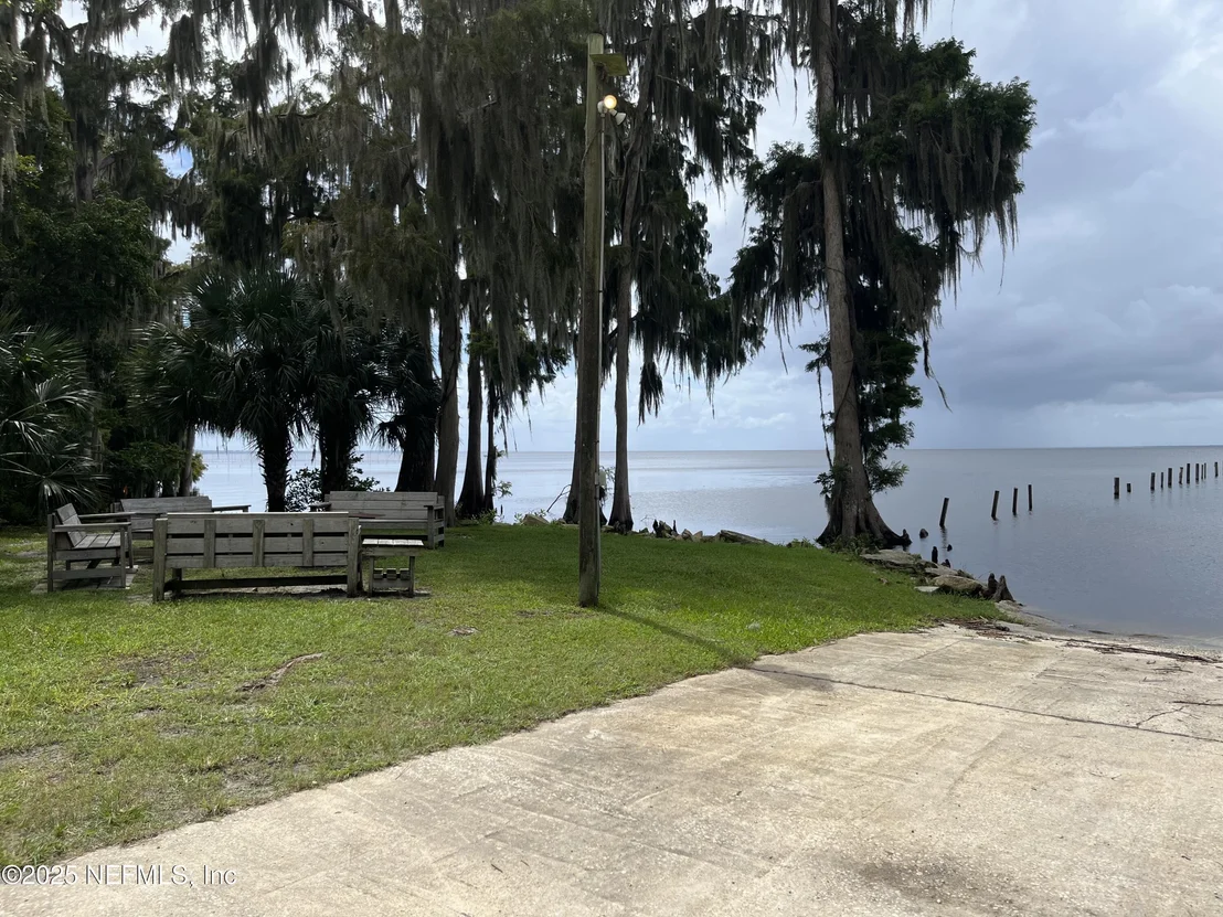 Photo of 120 JULY Avenue
