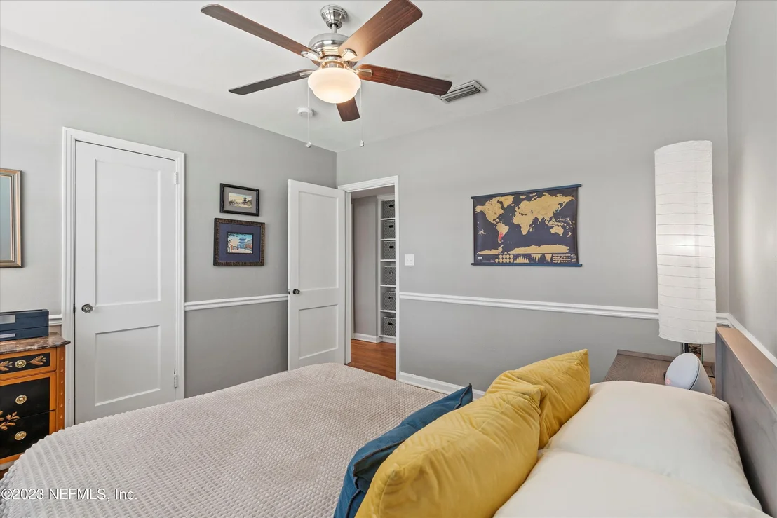 Photo of 1434 PINETREE Road