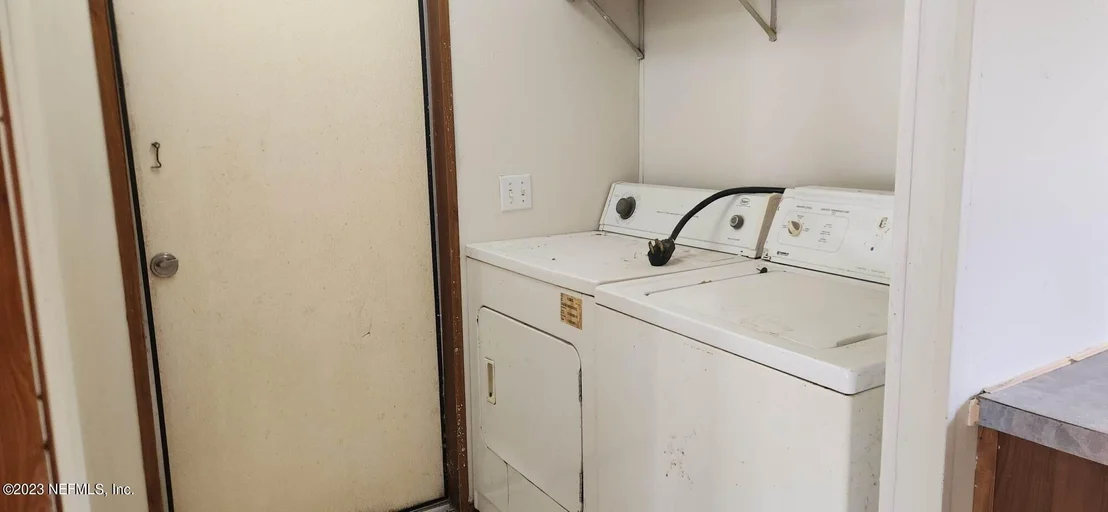 Photo of 122 SIPPRELL Road