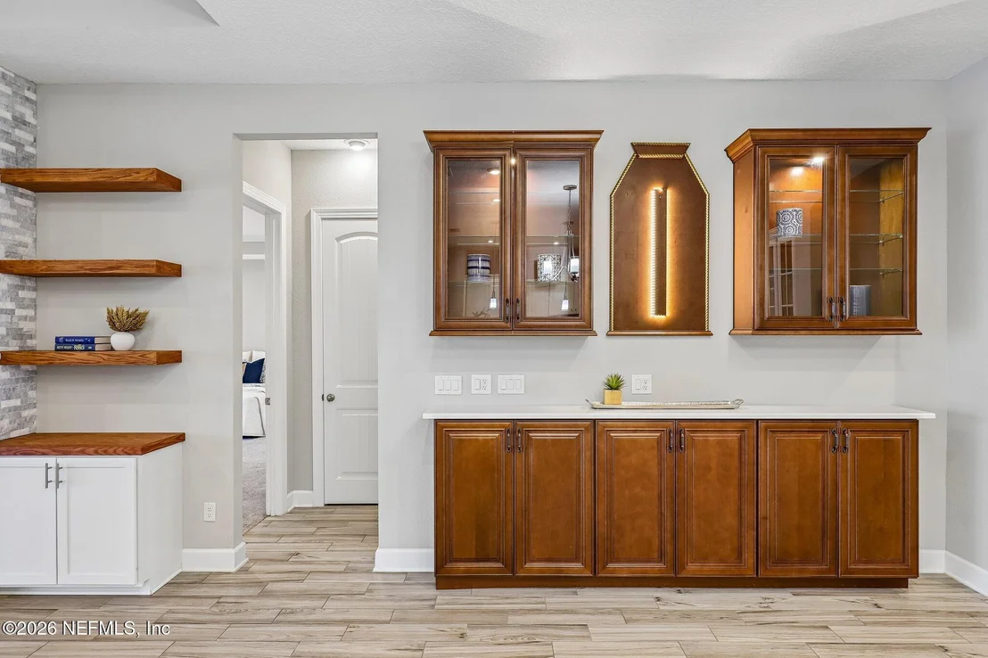 Photo of 114 GLENNEYRE Circle