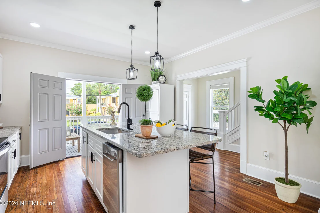 Photo of 56 CARRERA Street