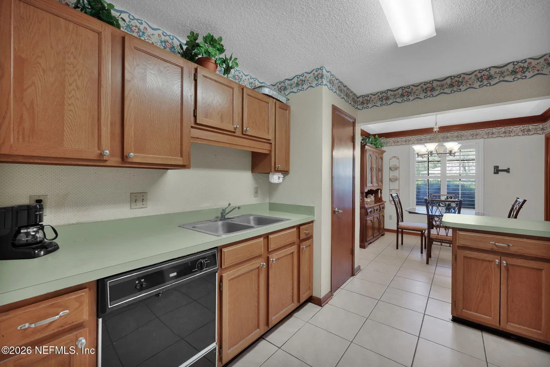 Photo of 475 SPRINGBROOK Drive