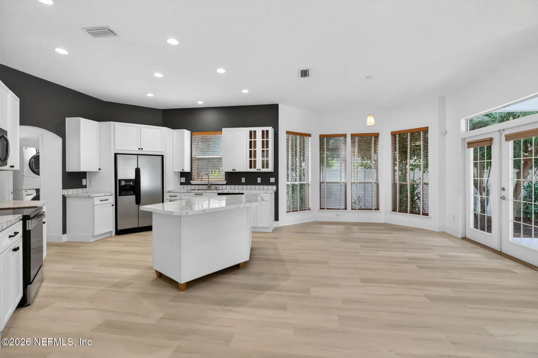 Photo of 10133 DELPOINT Lane
