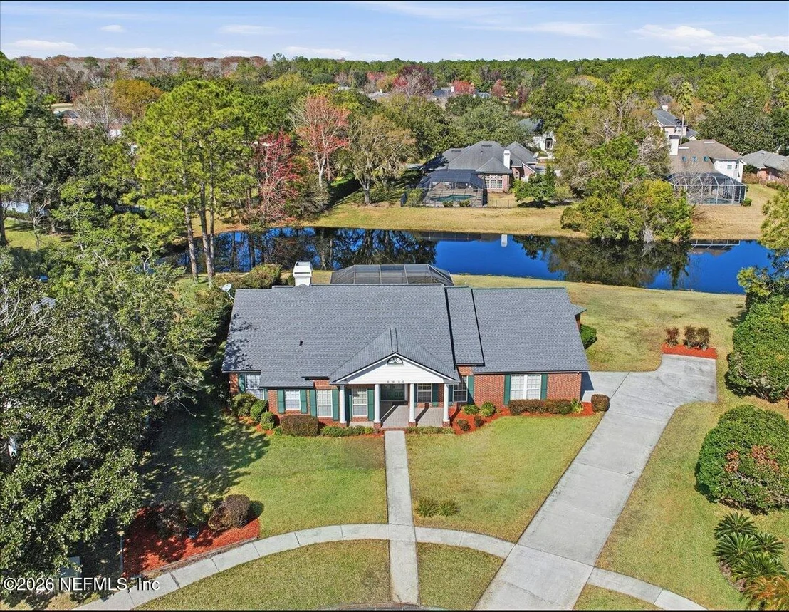 Photo of 8213 HAMPTON LAKE Lane
