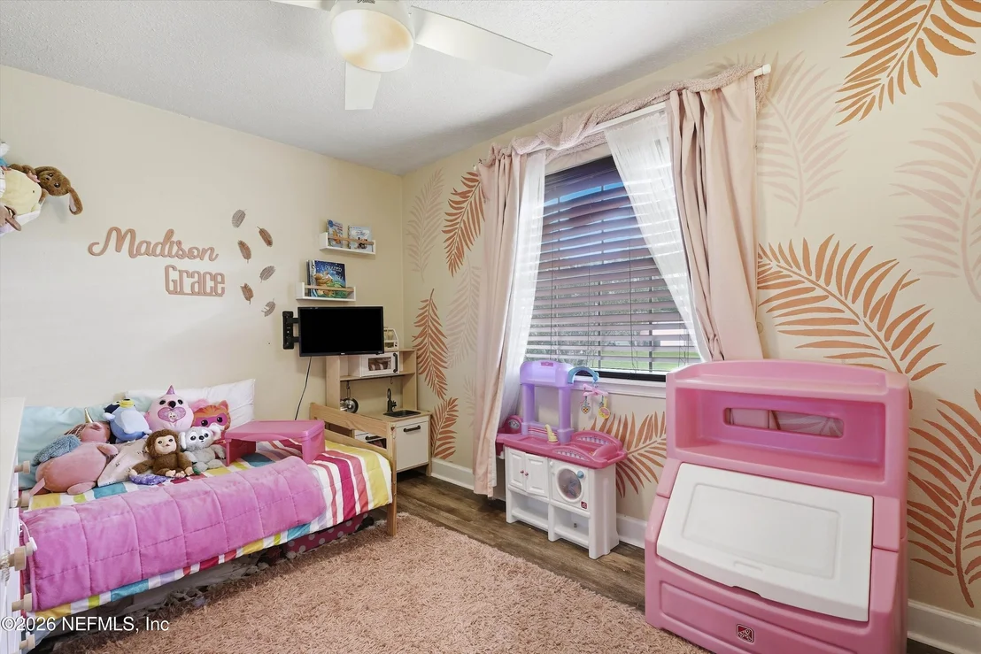 Photo of 2044 WEST Road