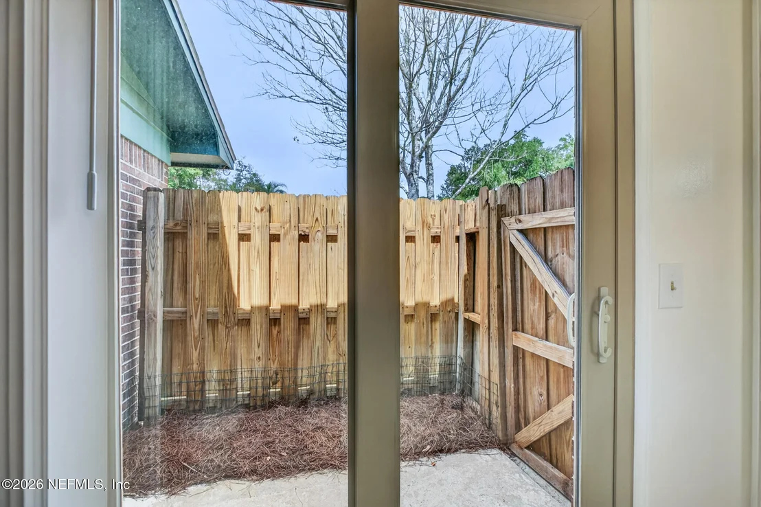 Photo of 1411 FOREST Lane