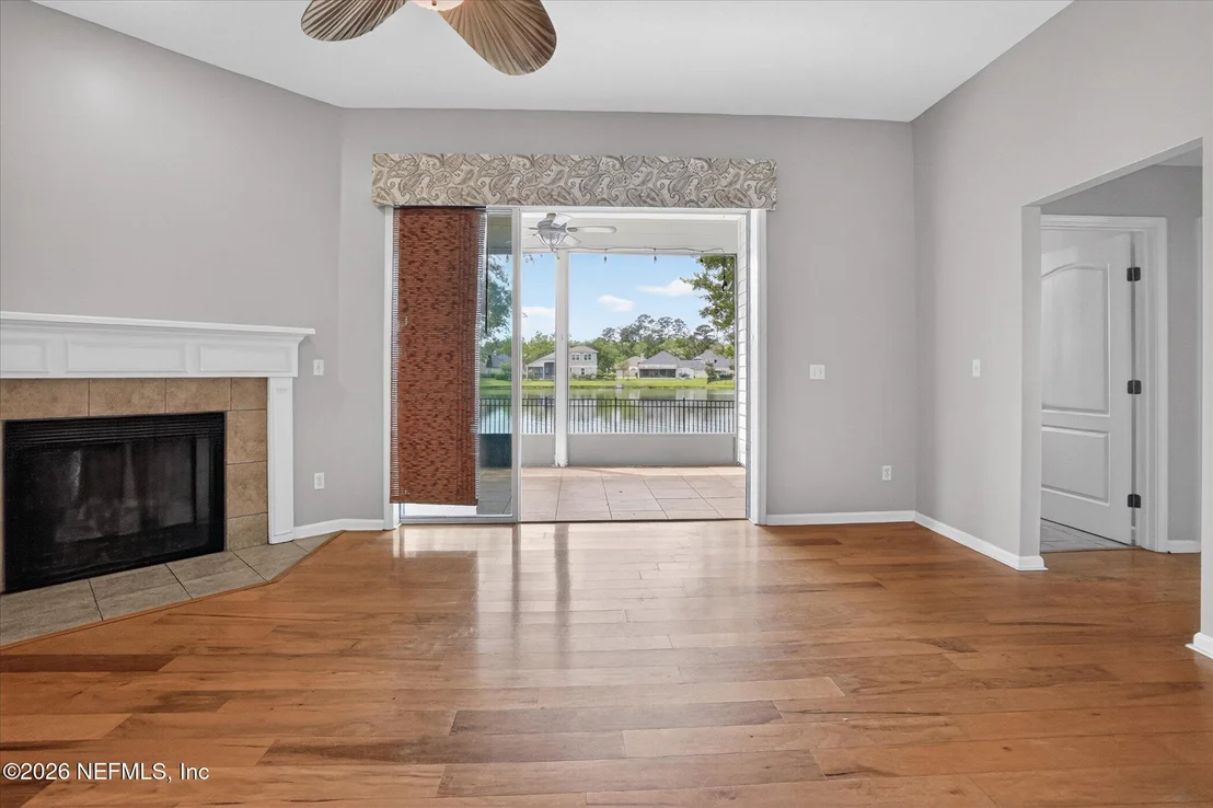 Photo of 1412 WALNUT CREEK Drive