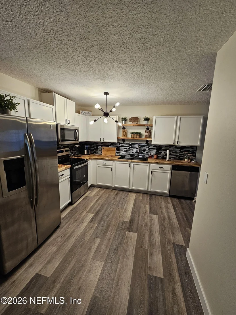 Photo of 5463 OLD COLONY Drive