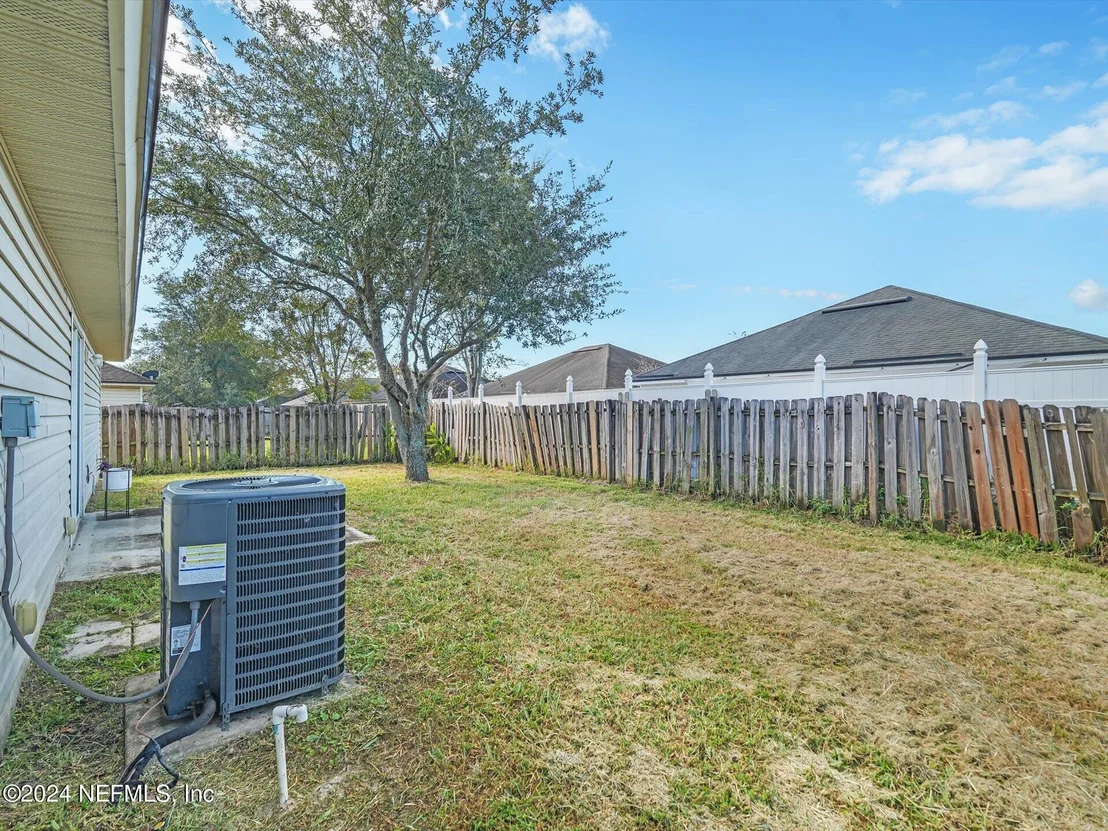 Photo of 6414 SILK LEAF Lane