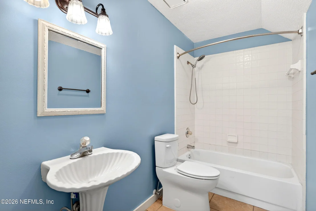 Photo of 4323 BIRCH Street