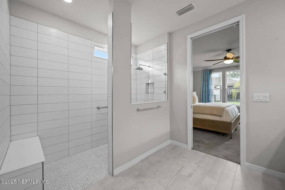 Photo of 10737 TOWN VIEW Drive