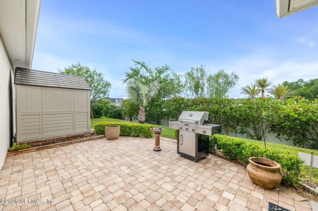 Photo of 216 DEERFIELD GLEN Drive