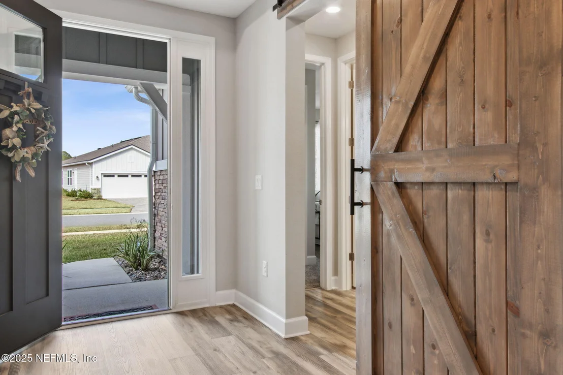 Photo of 85558 FALL RIVER Parkway