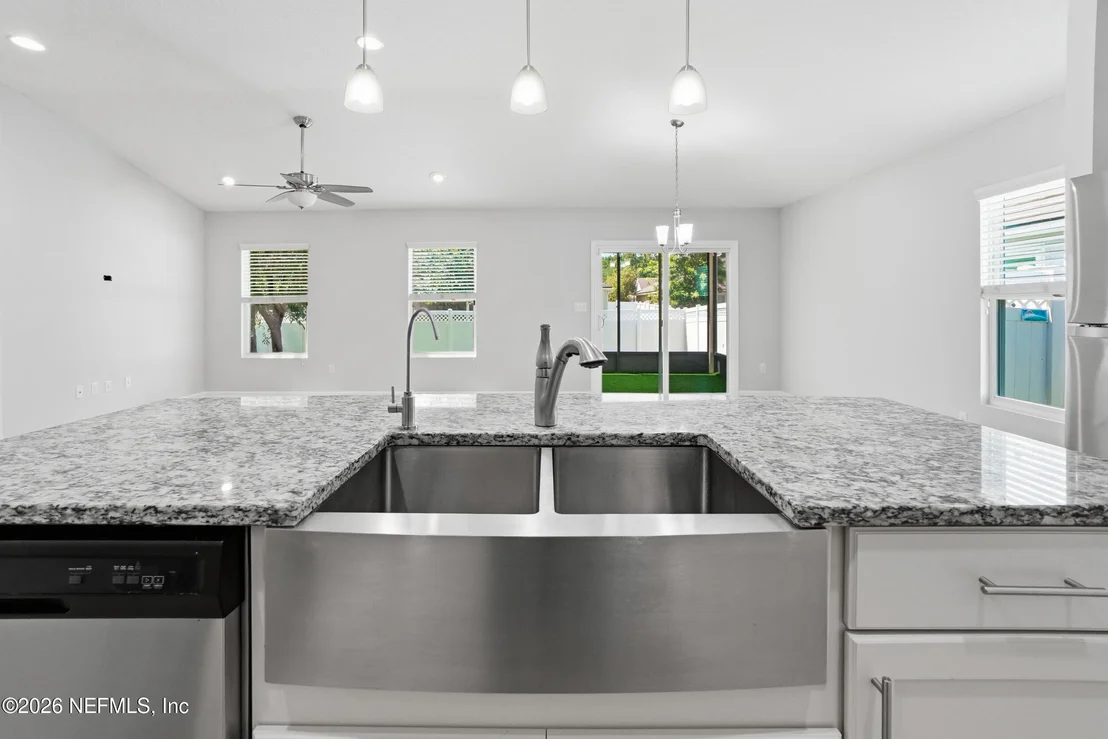 Photo of 384 SHETLAND Drive