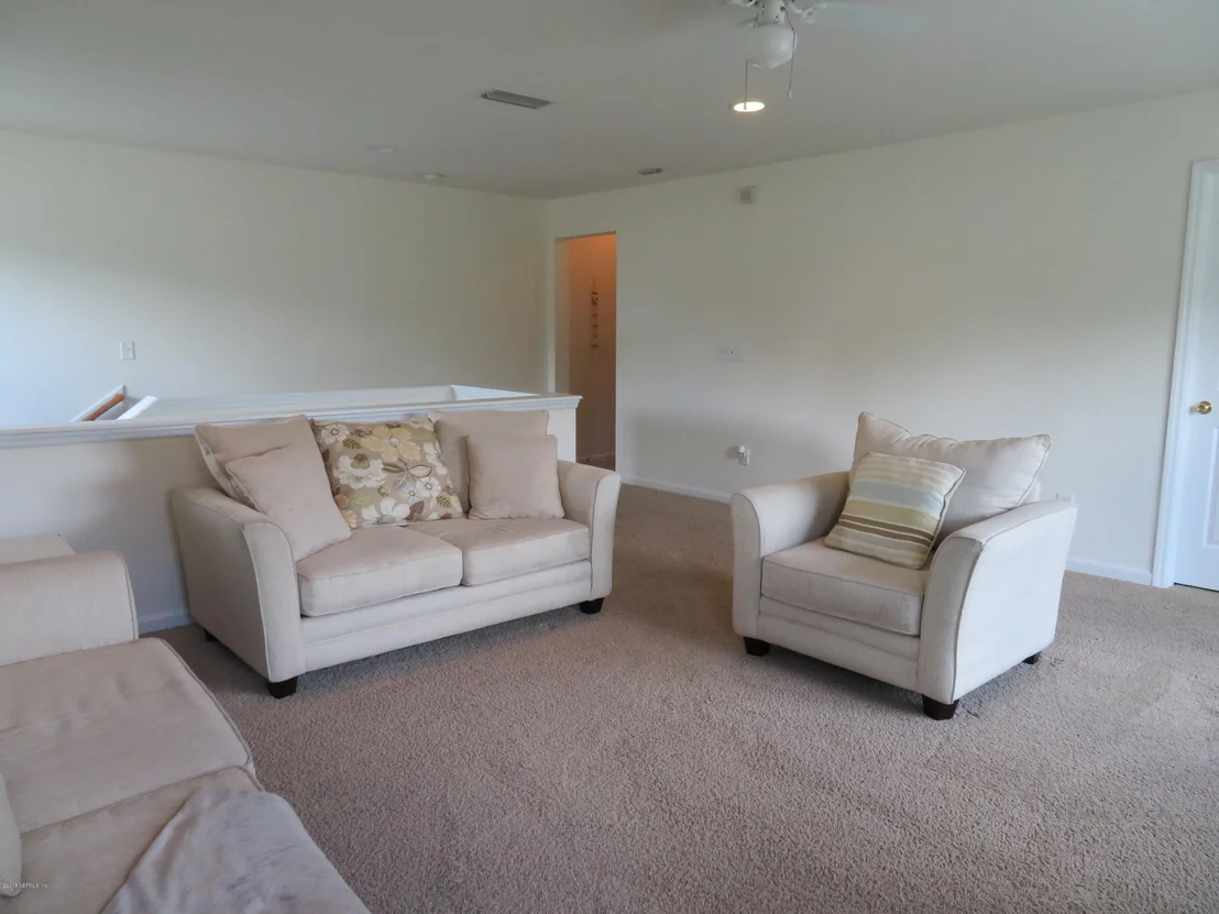 Photo of 108 CROWN WHEEL Circle