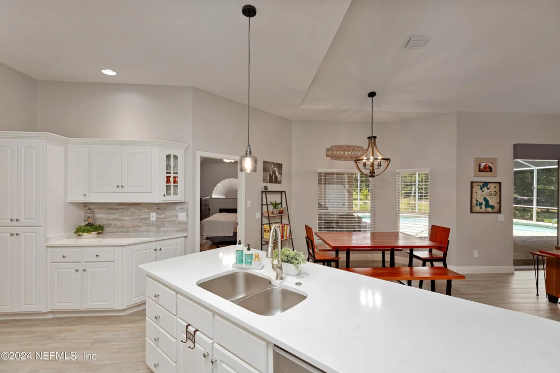 Photo of 4542 SE 3RD Place