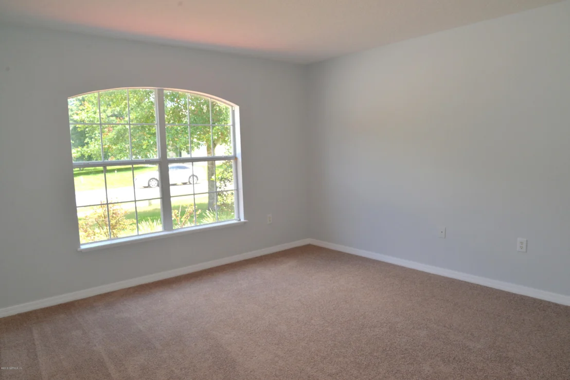 Photo of 141 KING ARTHUR Court