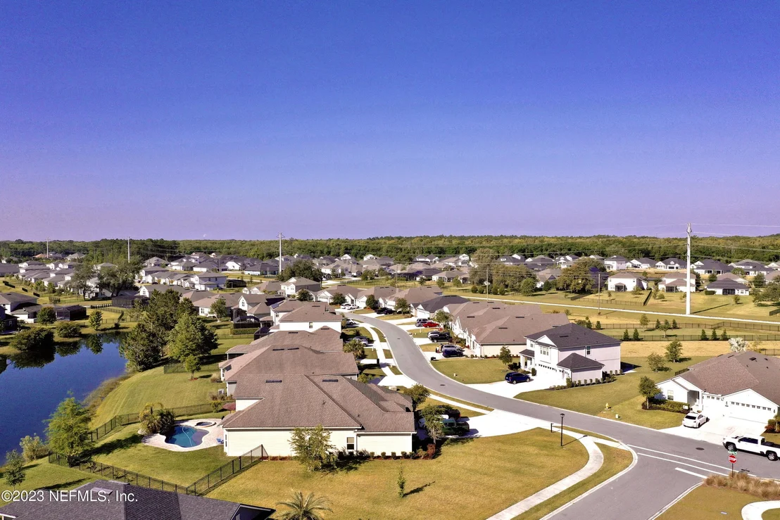 Photo of 140 CEDARSTONE Way