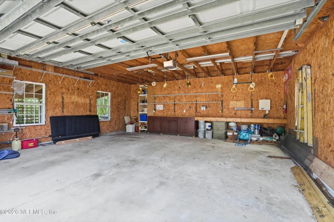 Photo of 1052 HOLLY Lane