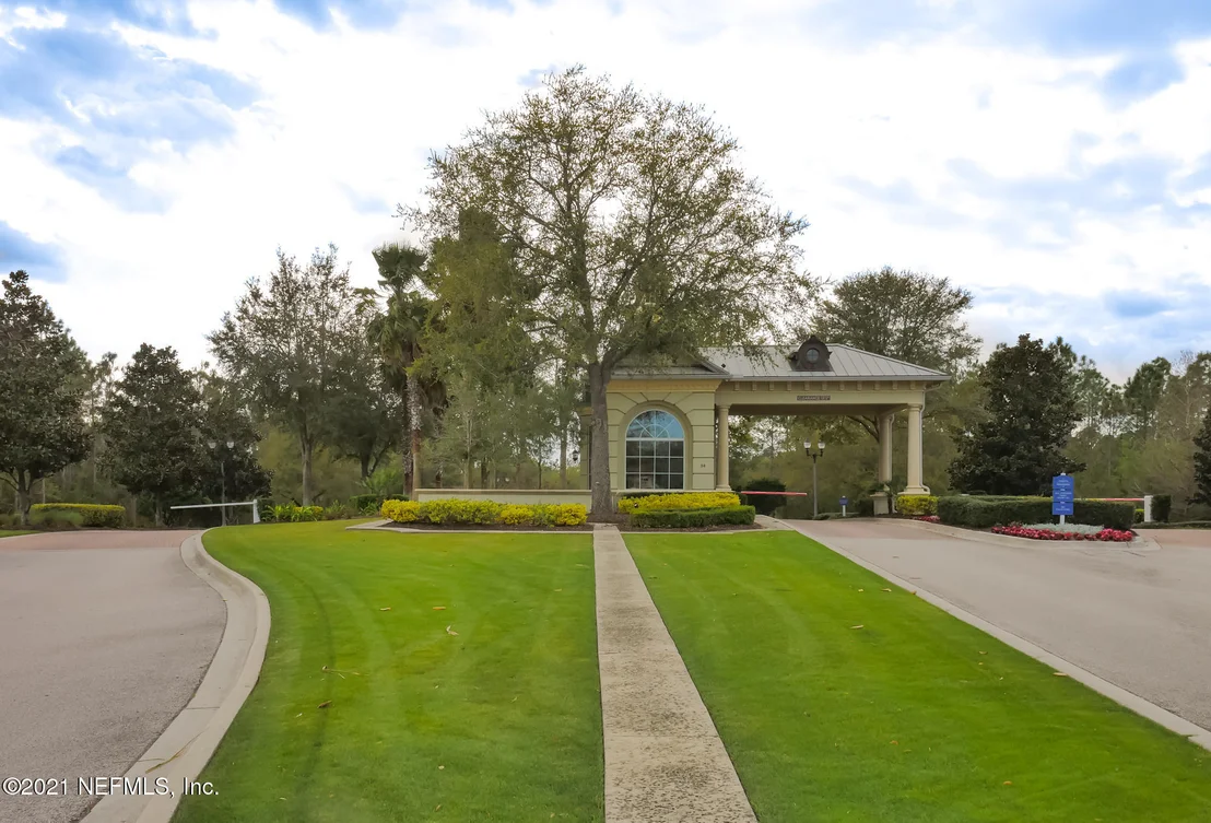 Photo of 237 GULFSTREAM Way