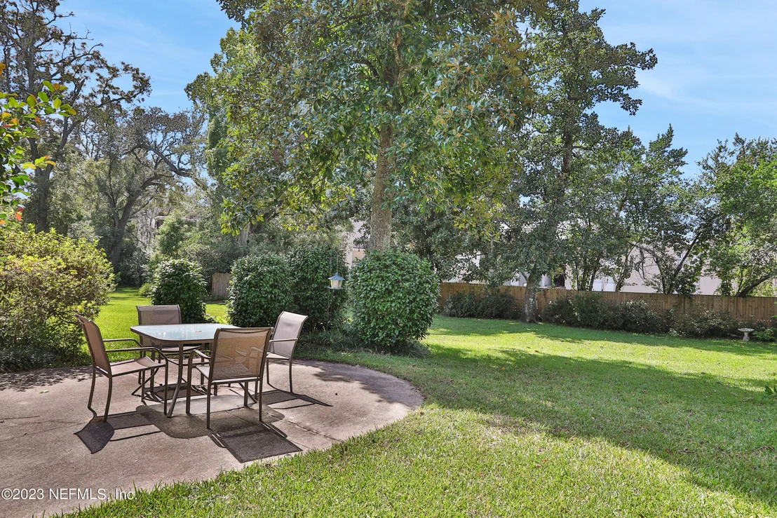 Photo of 1036 GLEN ECHO Road